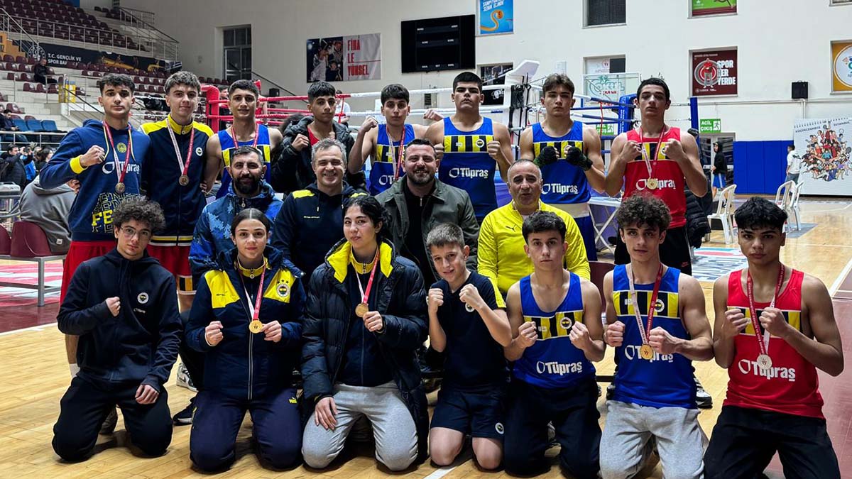 Boksörlerimizden 17 madalya